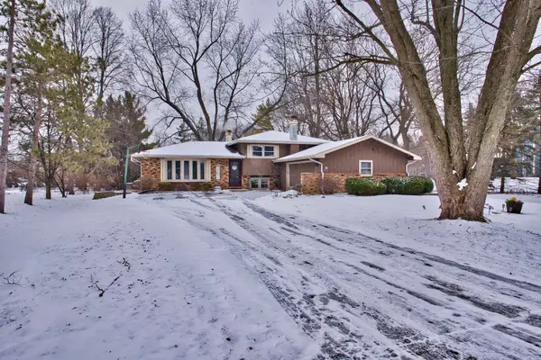 28W587 Leverenz Road, Naperville, IL 60564