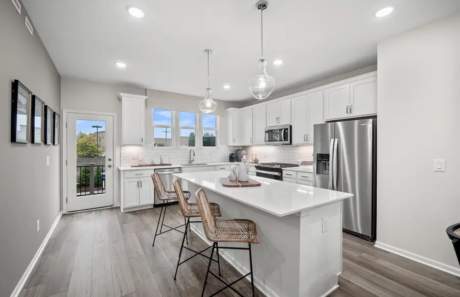 207 Mountain Interval Road #07230, Schaumburg, IL 60193 - Image #2