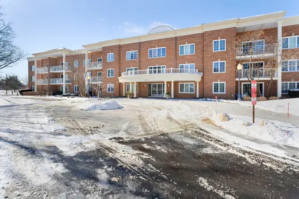 Address Withheld By Seller, Bloomingdale, IL 60108