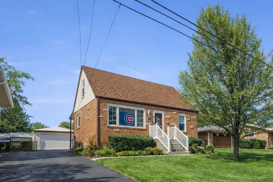 16016 Latrobe Avenue, Oak Forest, IL 60452 - Image #2