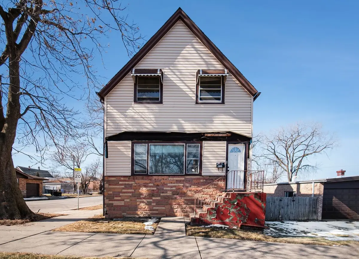 9158 S Clyde Avenue, Chicago, IL 60617 - #1