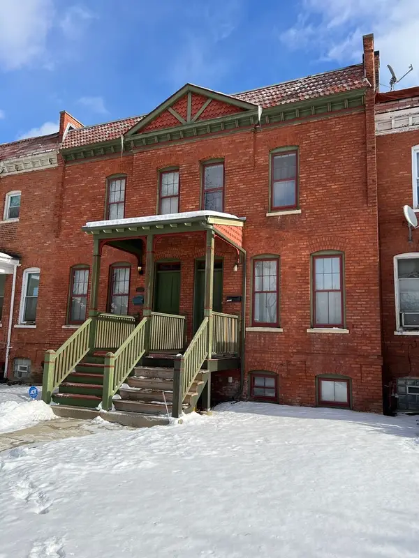 10435 S Corliss Avenue, Chicago, IL 60628