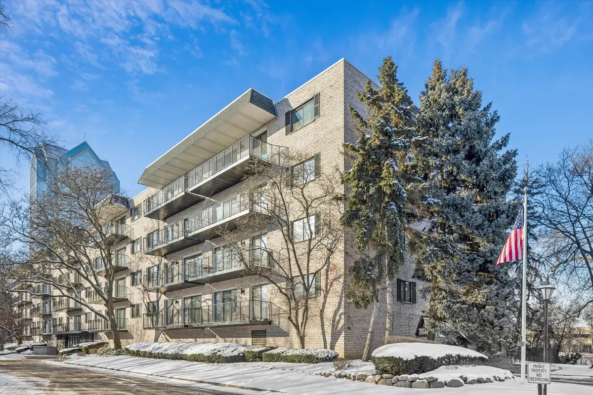 1S150 Spring Road #2I, Oakbrook Terrace, IL 60181 - #1