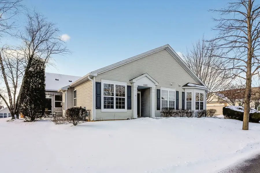 1592 W Ludington Circle, Romeoville, IL 60446 - Image #2