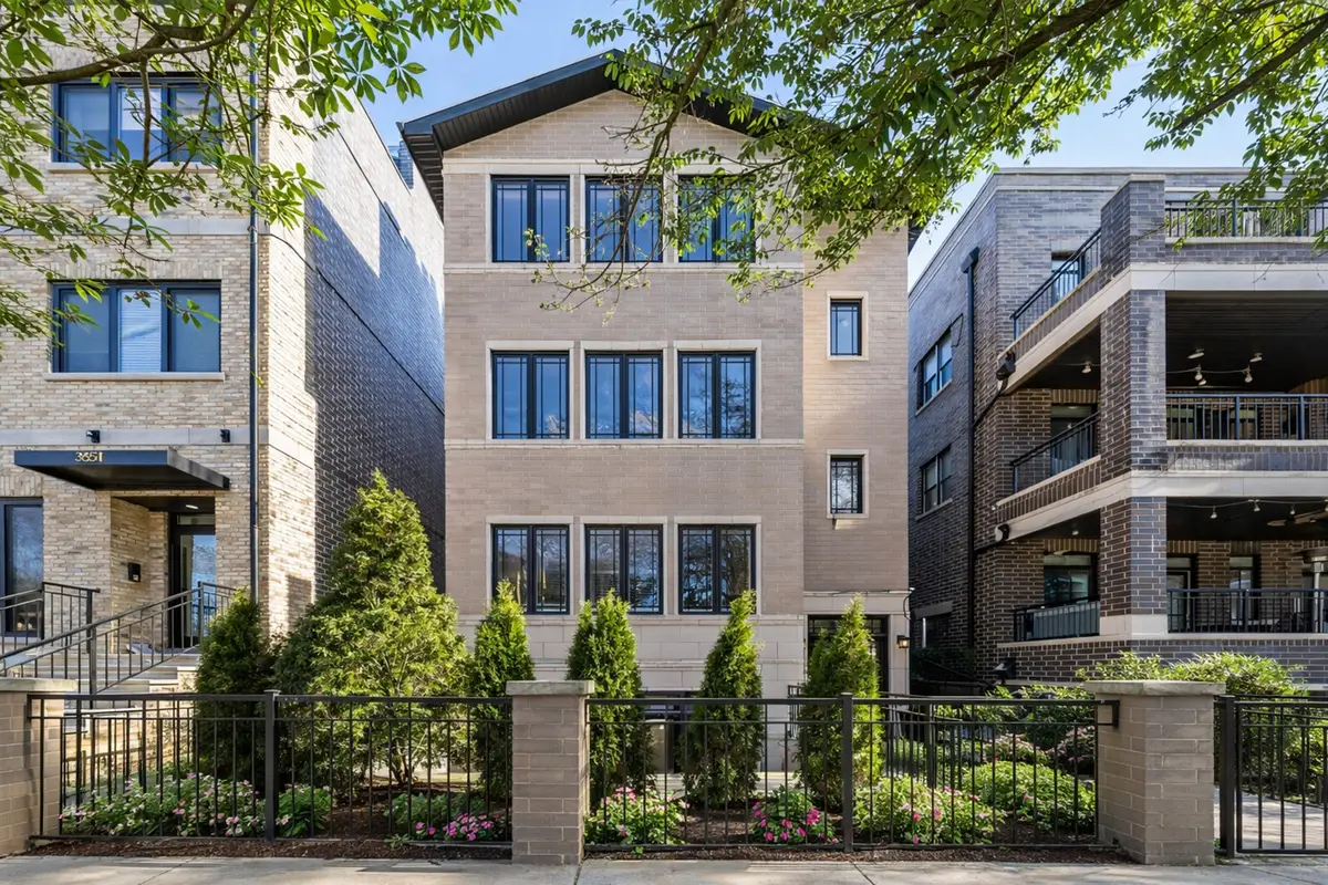 3647 N Damen Avenue #3, Chicago, IL 60618 - #1