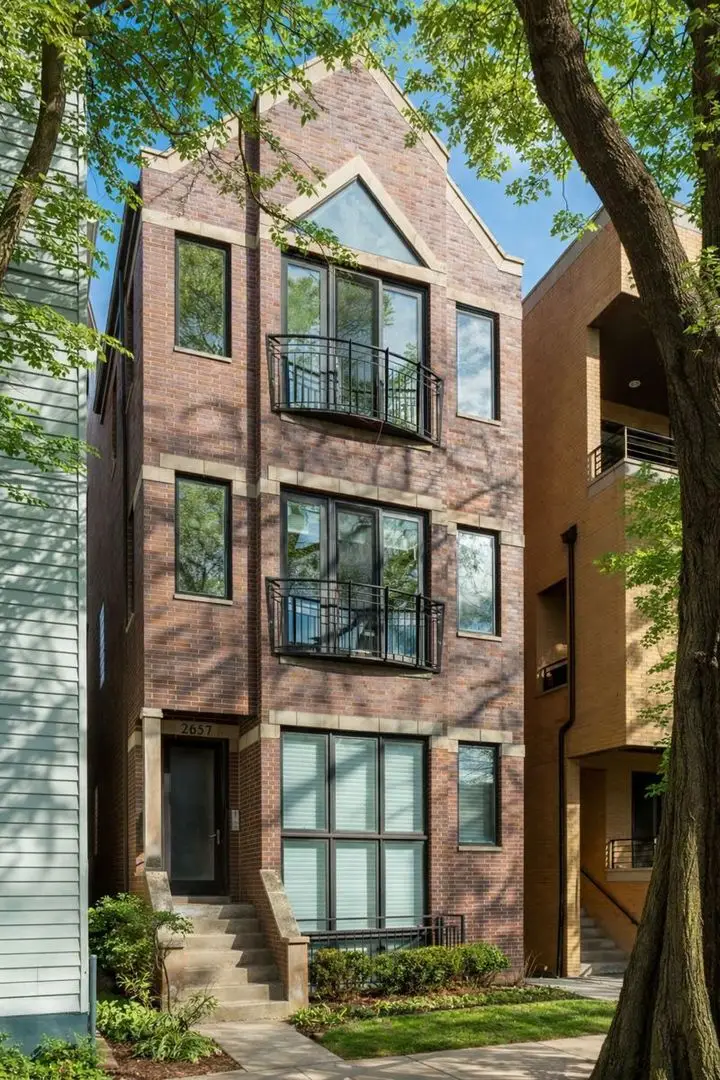 2657 N Racine Avenue #3, Chicago, IL 60614 - Image #1