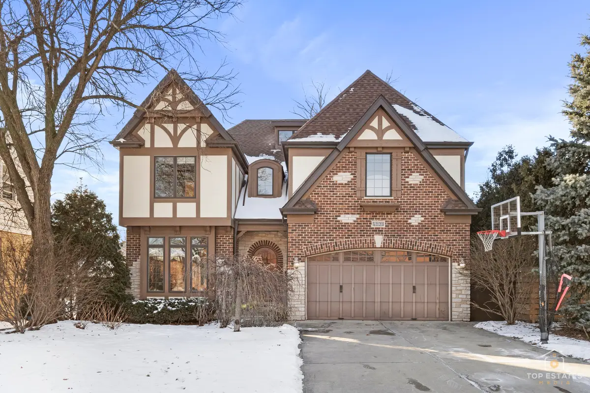 110 N Elm Avenue, Elmhurst, IL 60126 - Image #1