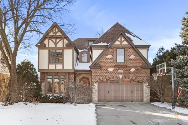 110 N Elm Avenue, Elmhurst, IL 60126