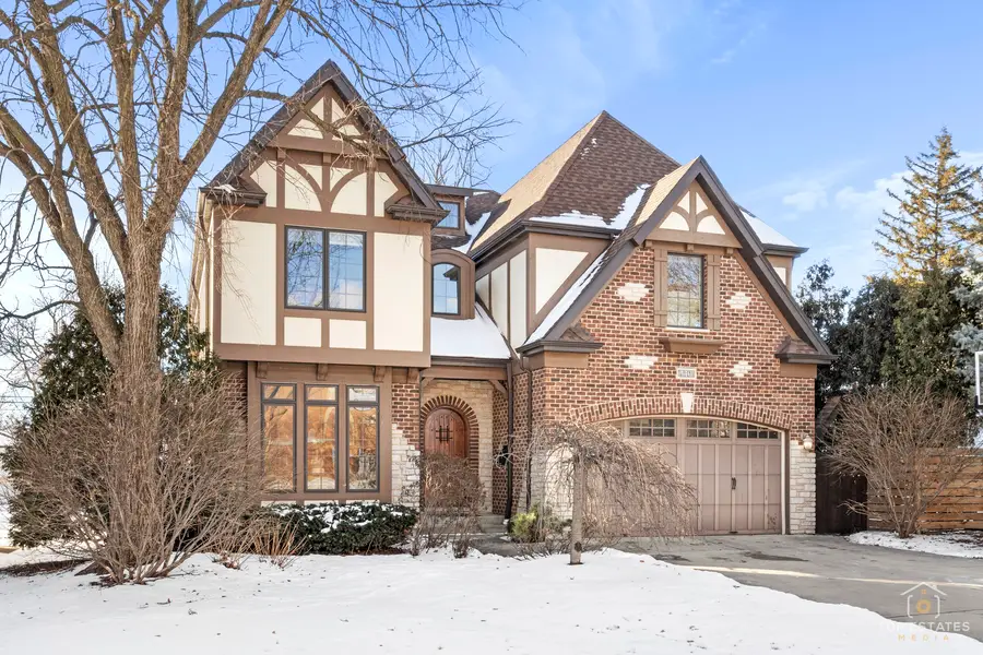 110 N Elm Avenue, Elmhurst, IL 60126 - Image #2