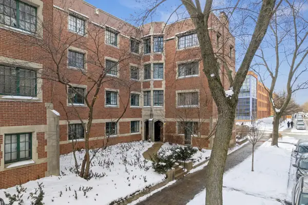 Address Withheld By Seller, Chicago, IL 60637