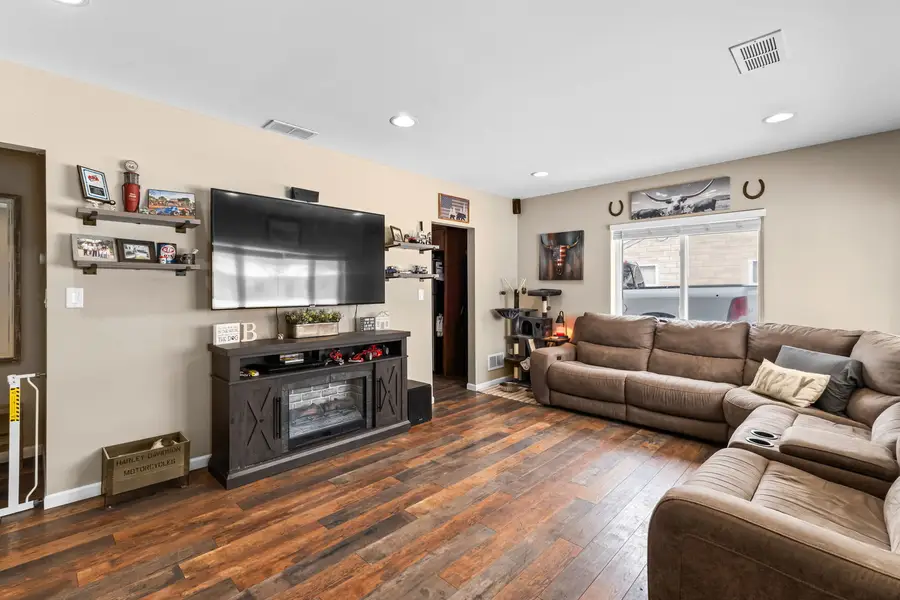 3322 Gilead Avenue, Zion, IL 60099 - #3