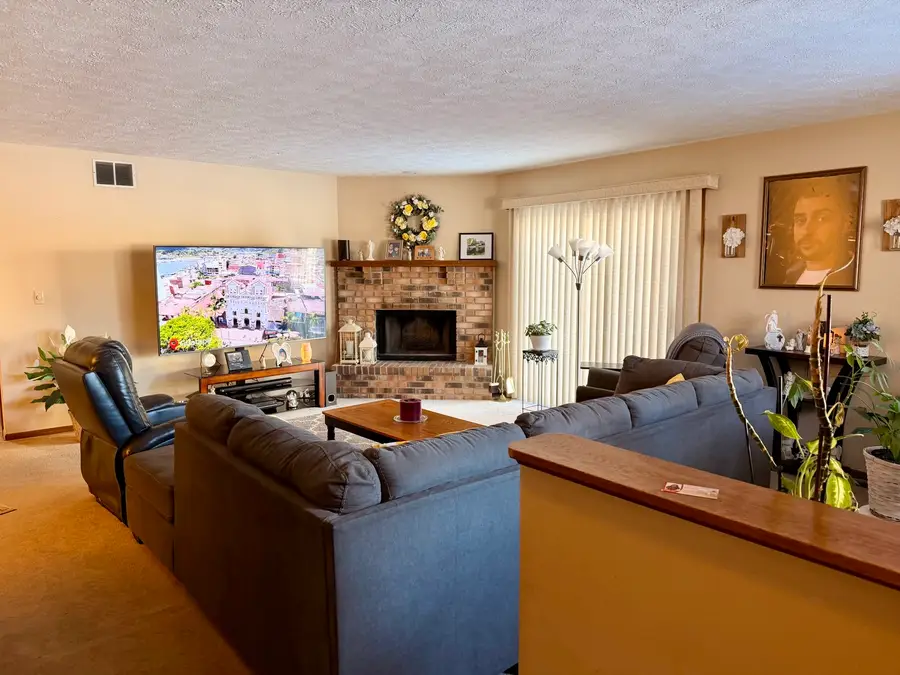 774 Tulip Lane, Rockford, IL 61107 - #2