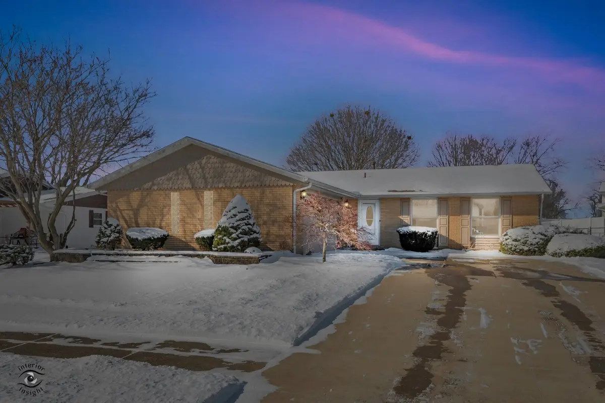 817 Stonewall Drive, Bourbonnais, IL 60914 - Image #1