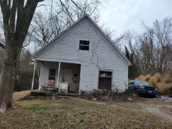 627 E High Street S, Anna, IL 62906