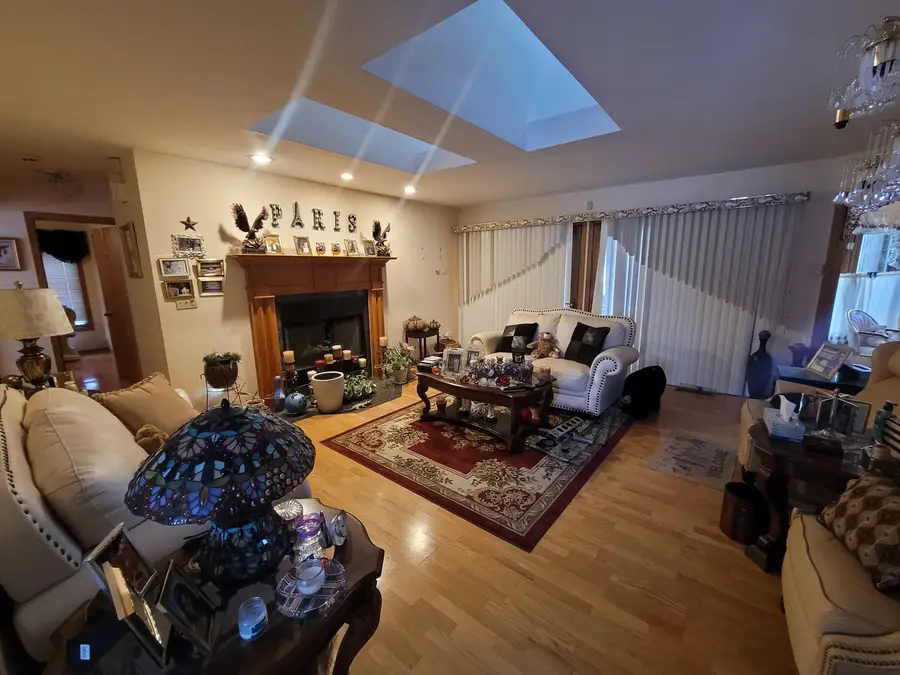 3246 E Forestview Trail, Crete, IL 60417 - Image #3