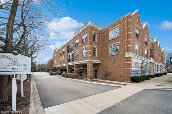 1621 Glenview Road #225, Glenview, IL 60025