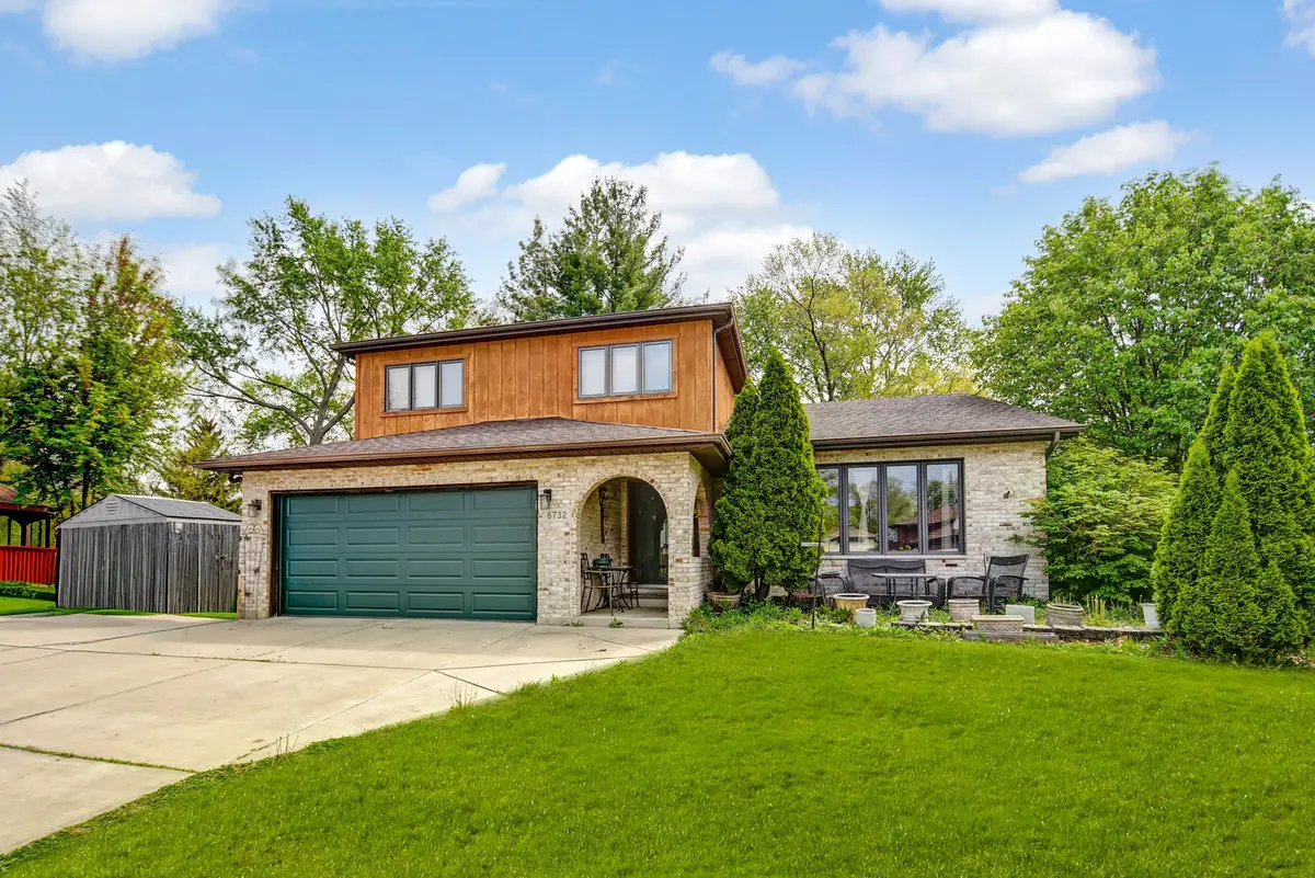 6732 W 113th Place, Worth, IL 60482 - Image #1