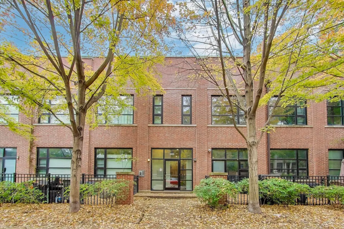 2105 W Concord Place #5, Chicago, IL 60647 - Image #1