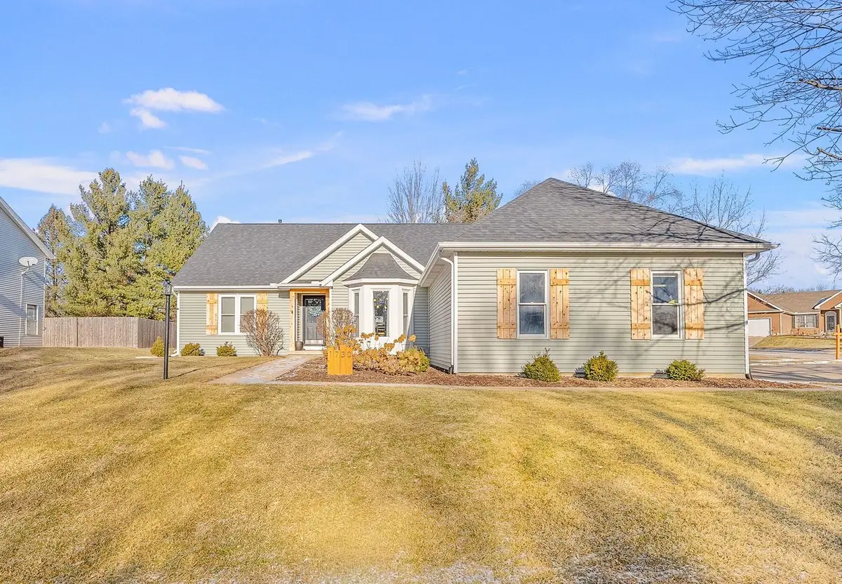 1730 E Rusholme Street, Davenport, IA 52803 - Image #1