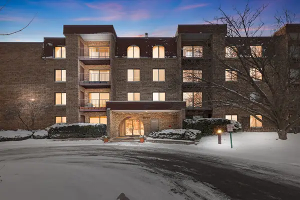 2050 Valencia Drive #300C, Northbrook, IL 60062
