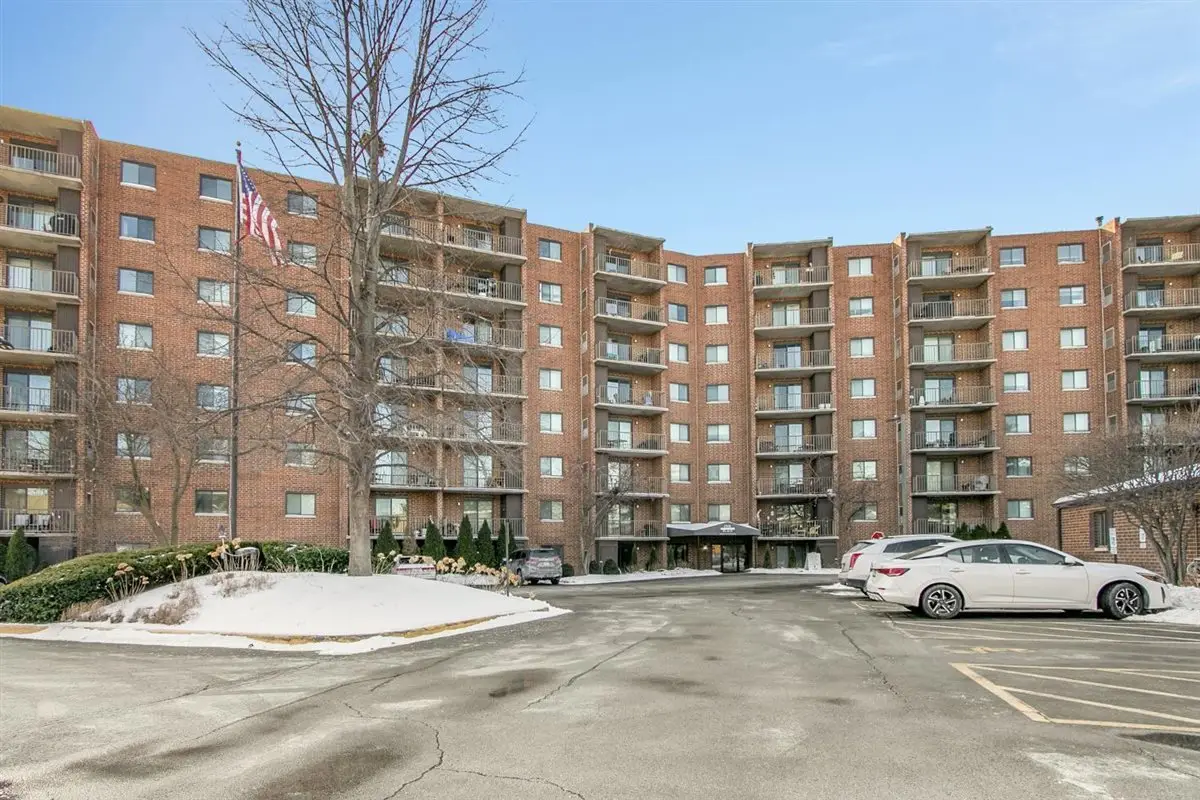 Address Withheld By Seller, Bloomingdale, IL 60108 - #1