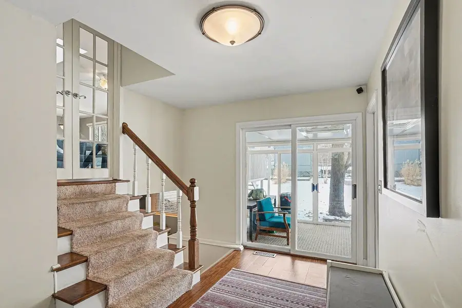 6821 Roberts Drive, Woodridge, IL 60517 - Image #2