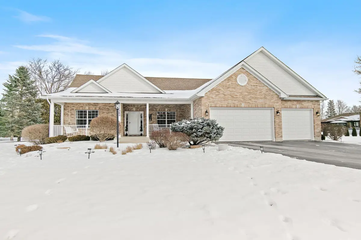 560 Ellen Court, Woodstock, IL 60098 - Image #1