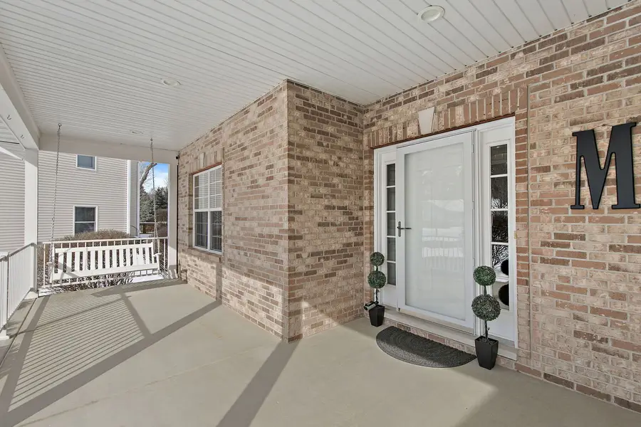 560 Ellen Court, Woodstock, IL 60098 - Image #3