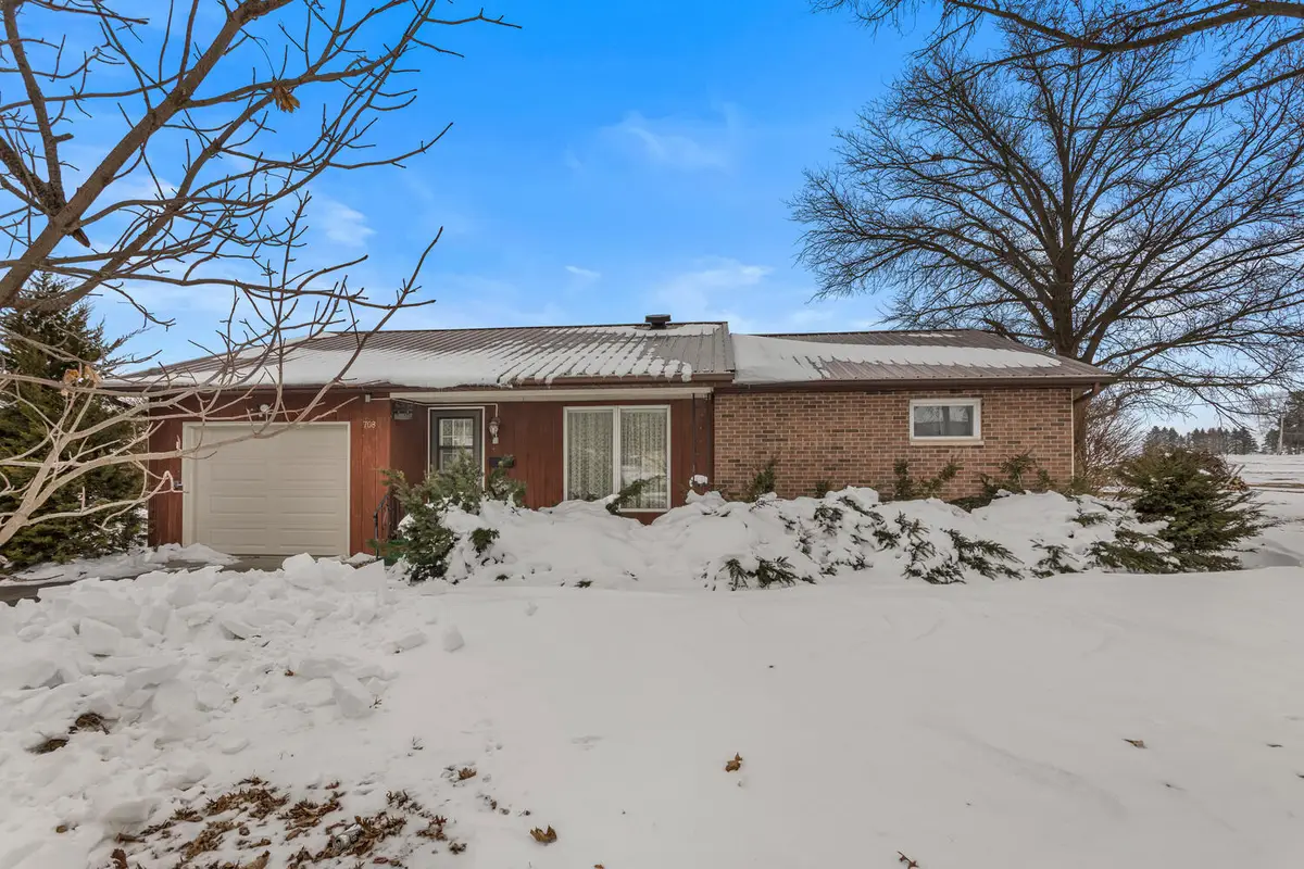 708 S E Street, Hammond, IL 61929 - #1