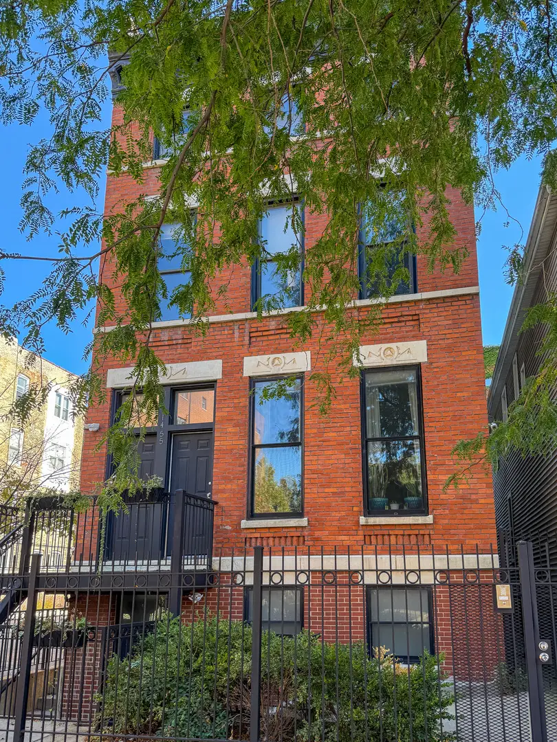 Address Withheld By Seller, Chicago, IL 60610 - #1