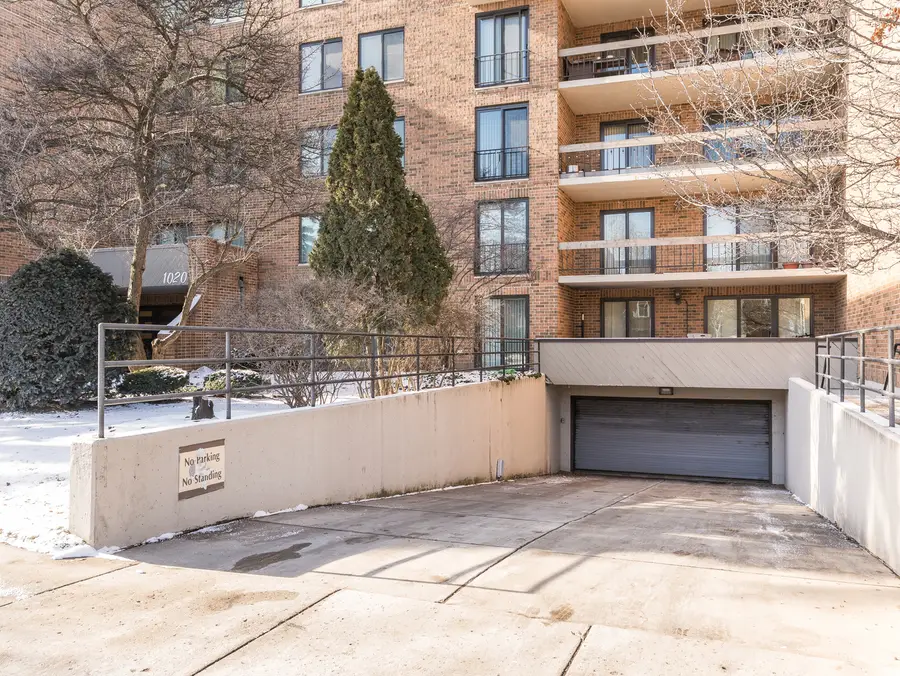 1020 N Harlem Avenue #3C, River Forest, IL 60305 - Image #2