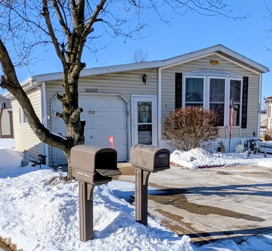 715 Thorntree Terrace, Matteson, IL 60443 - Image #2