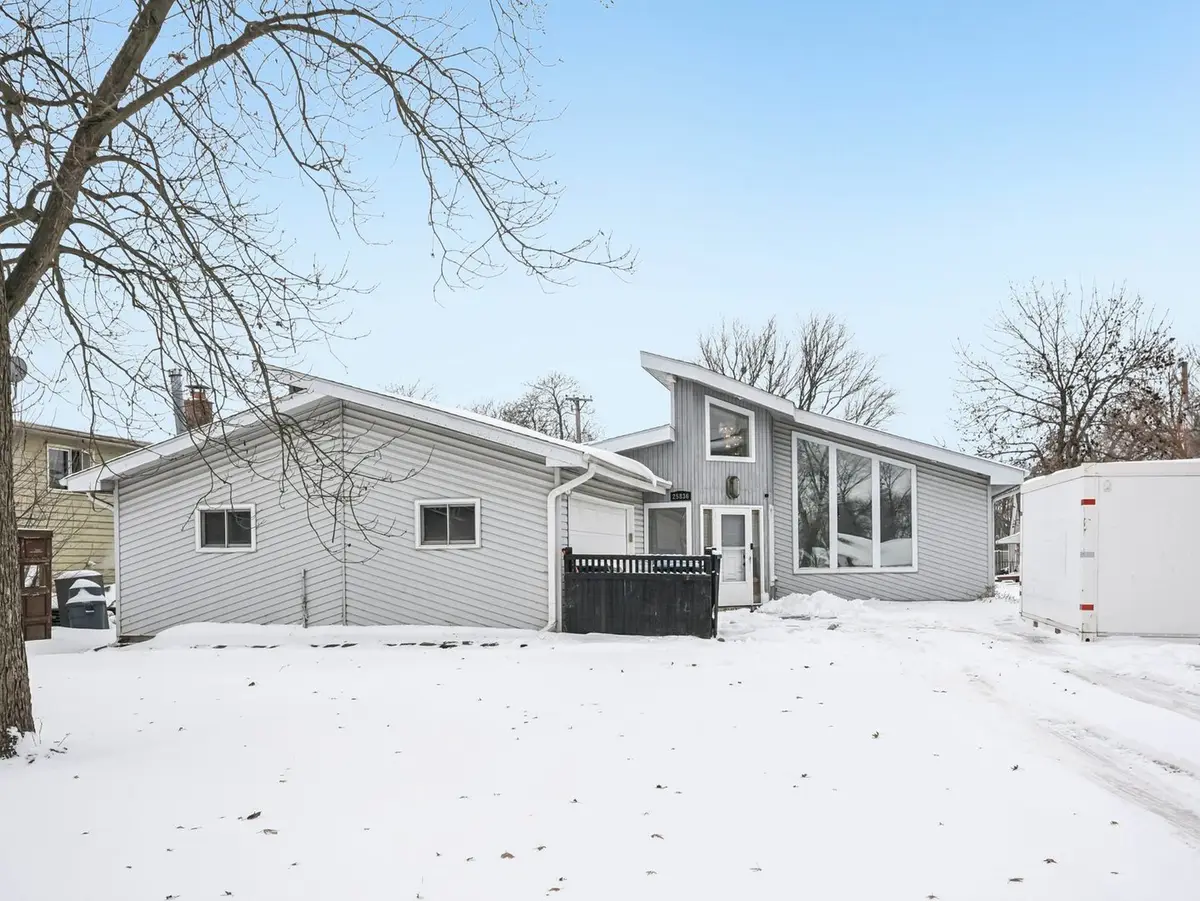 25836 S Linden Avenue, Monee, IL 60449 - Image #1