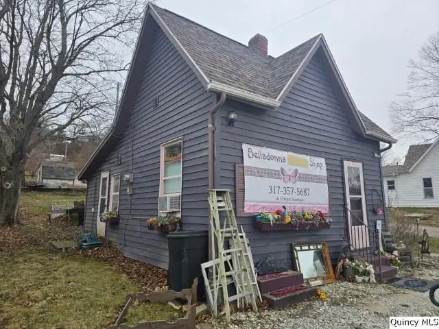 398 W 3rd, Dallas City, IL 62330 - #2