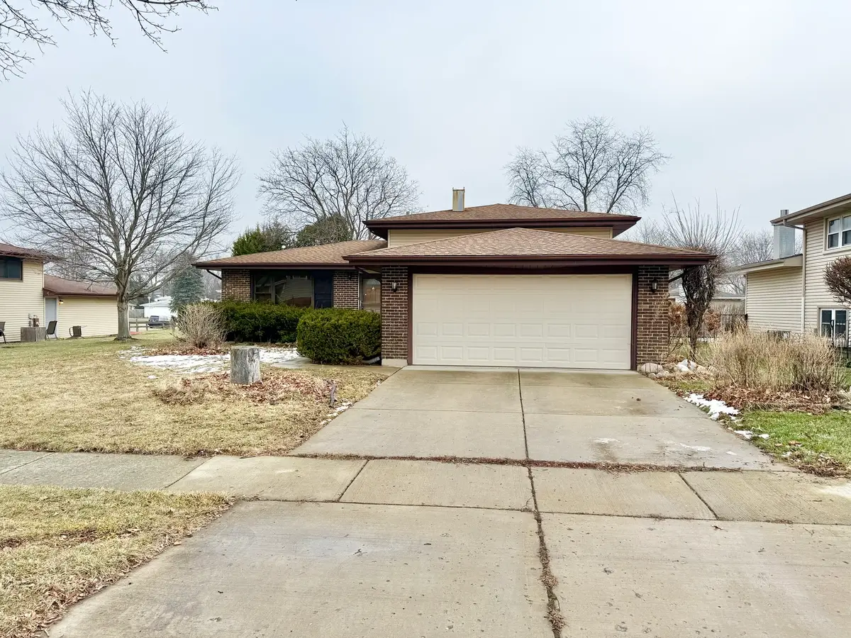 947 Maple Lane, Bartlett, IL 60103 - Image #1