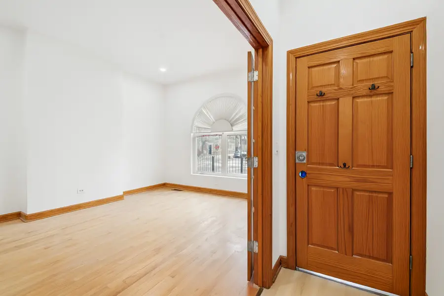 2336 W Taylor Street, Chicago, IL 60612 - Image #2