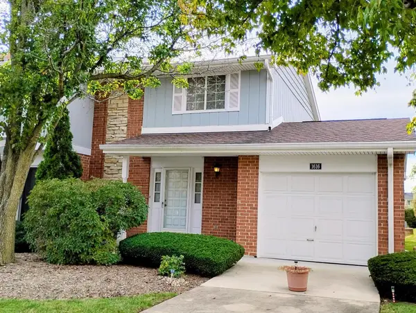 1616 Dundee Drive, Wheaton, IL 60189