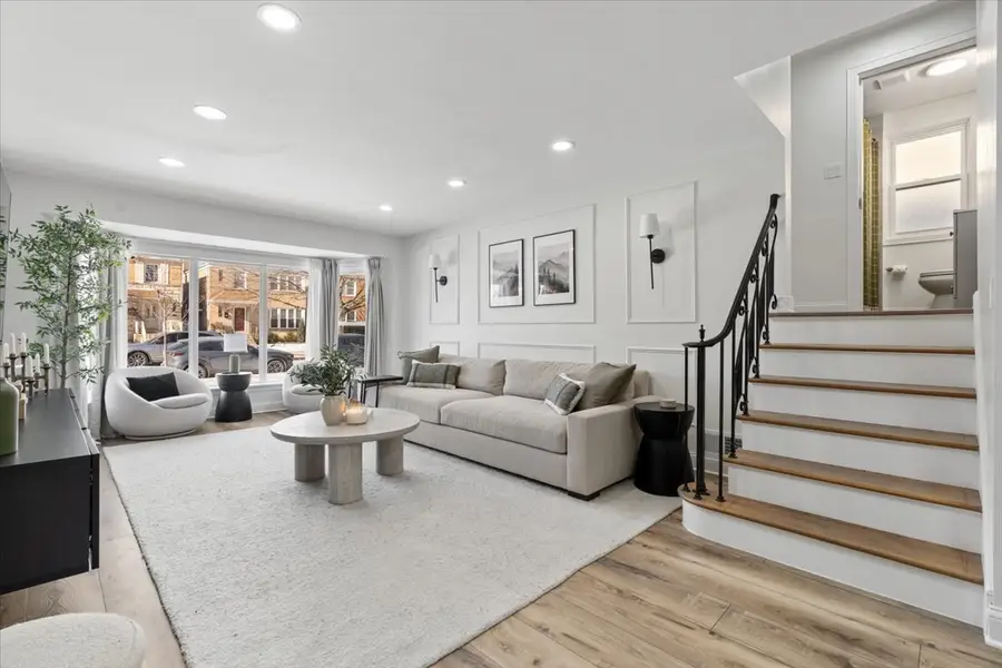 6311 N Lawndale Avenue, Chicago, IL 60659 - Image #2