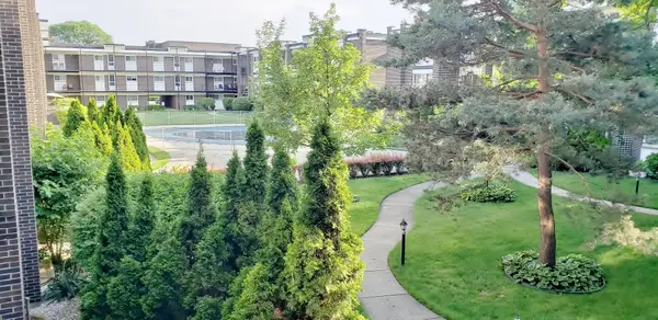 10116 Peach Parkway #N110, Skokie, IL 60076