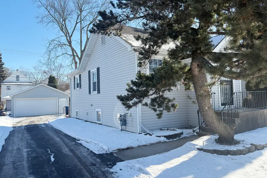 1645 Illinois Street, Des Plaines, IL 60016 - Image #3