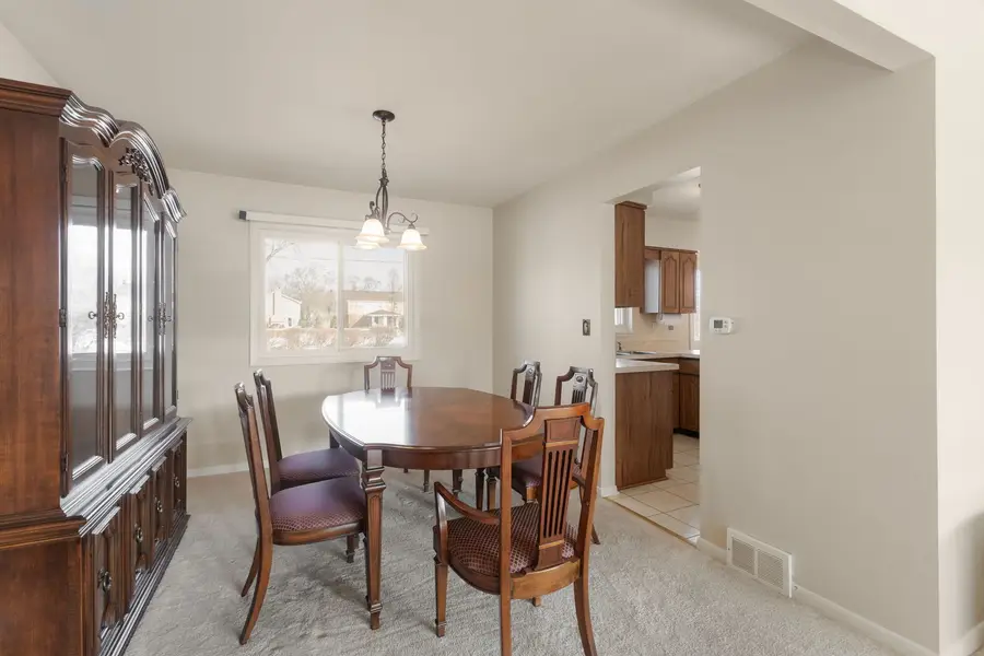 634 E Pompano Lane, Palatine, IL 60074 - #3