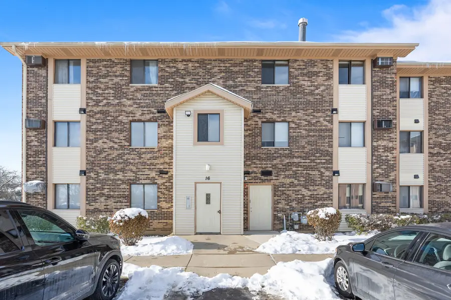 16 Echo Court #17, Vernon Hills, IL 60061 - Image #2