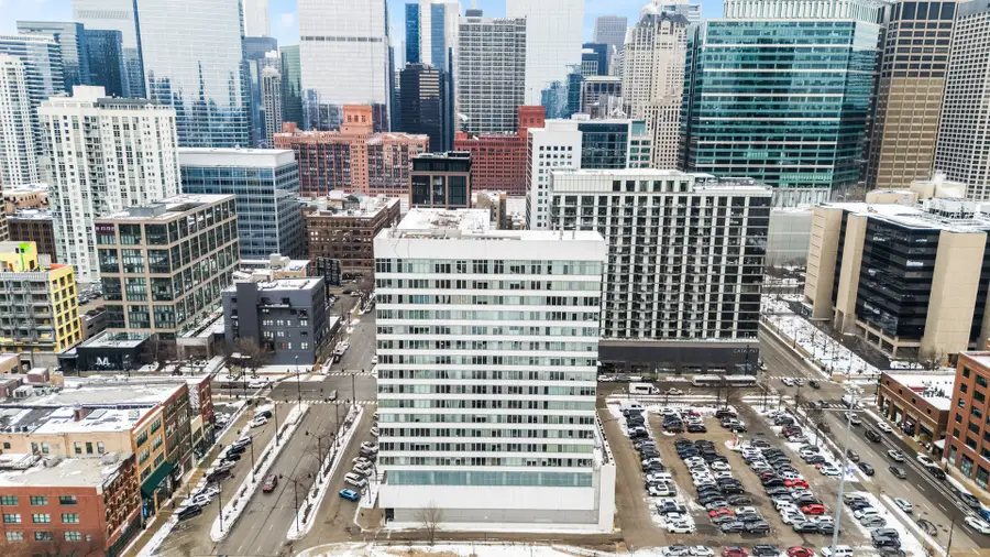 Address Withheld By Seller, Chicago, IL 60661 - #3