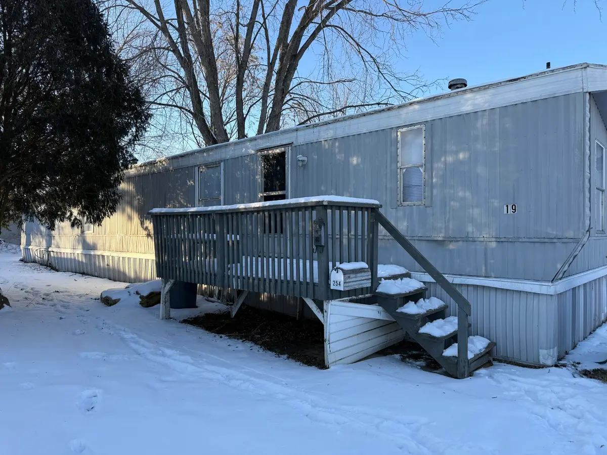 1712 S Dixie Highway #19, Crete, IL 60417 - Image #1