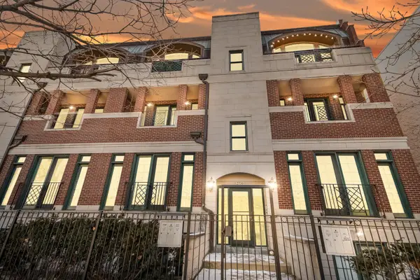 2736 N Wolcott Avenue #202, Chicago, IL 60614