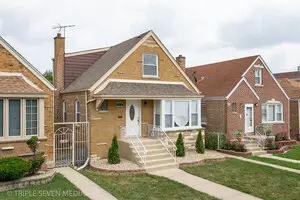 6813 S Keeler Avenue, Chicago, IL 60629 - Image #2