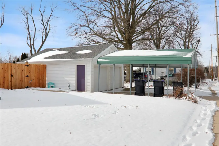 1310 N Livingston Street, Bloomington, IL 61701 - #3