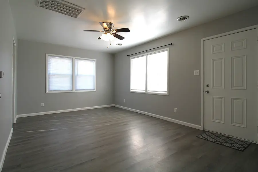 2702 W 70th Street, Davenport, IA 52806 - Image #3