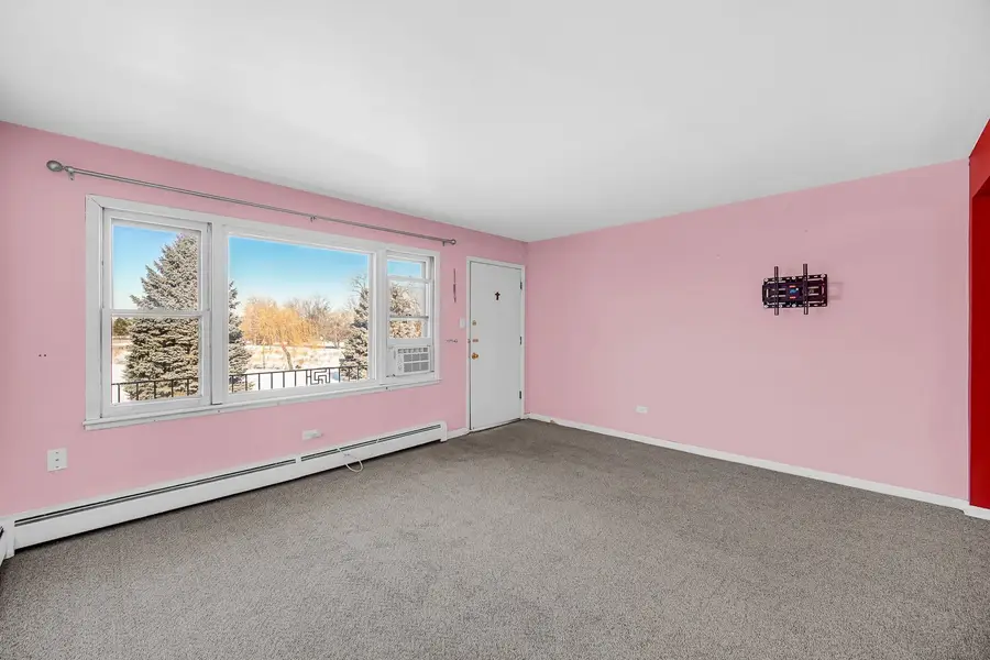 12 King Arthur Court #11, Northlake, IL 60164 - Image #3