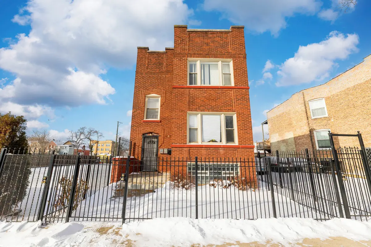 206 N Leamington Avenue, Chicago, IL 60644 - Image #1